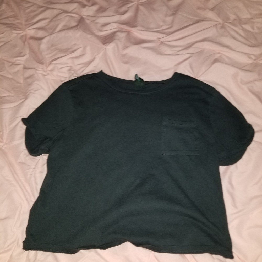 Charcoal colored cropped t-shirt